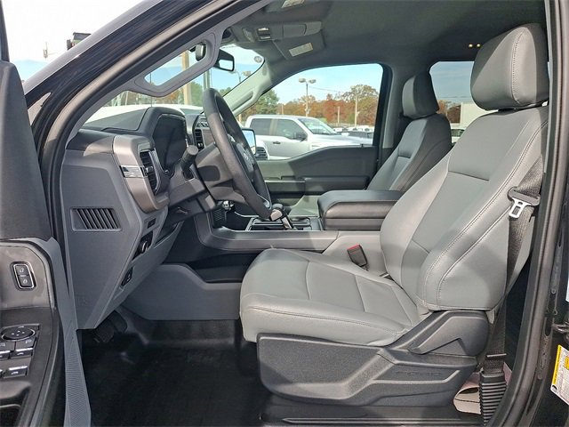 Used 2023 Ford F150 Lightning Pro image 13