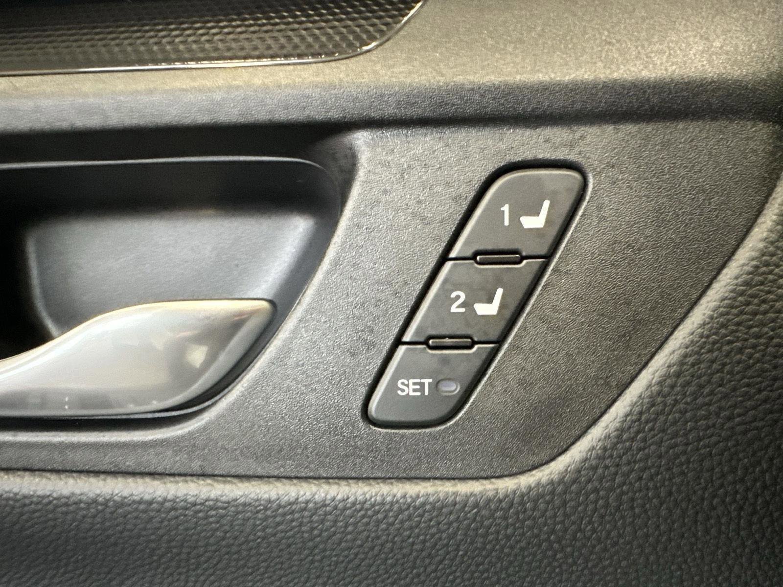 Certified 2025 Honda CR-V Sport-L image 8