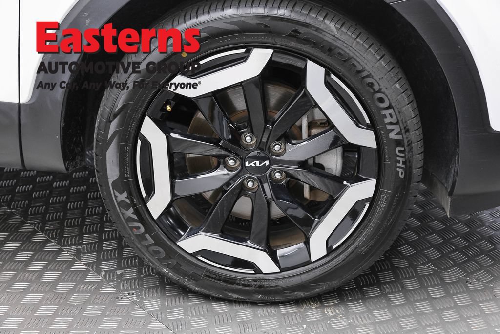 Used 2025 Kia Telluride S FWD image 36