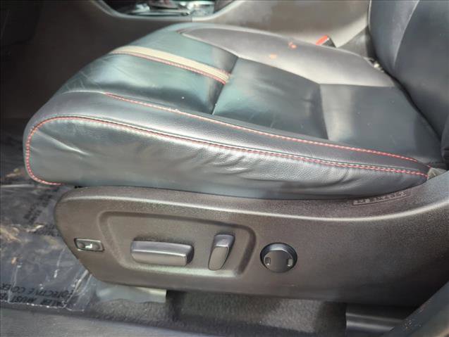 Certified 2019 Toyota Highlander SE FWD image 14
