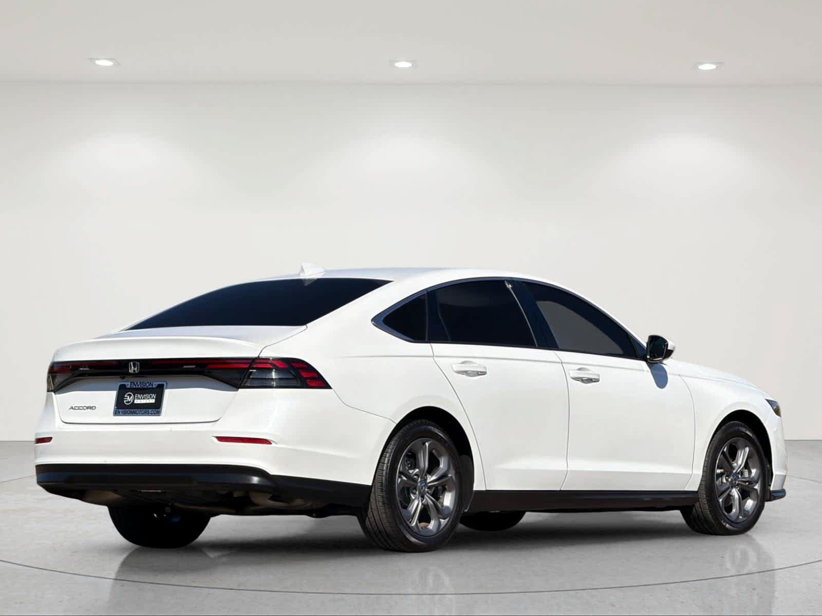 Used 2024 Honda Accord EX image 5