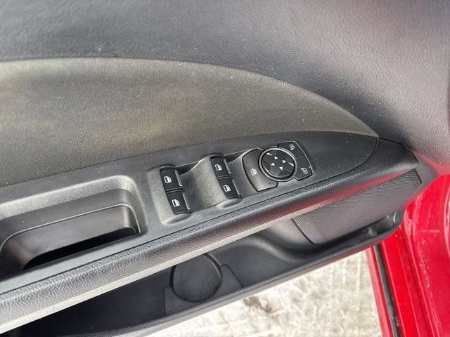Used 2020 Ford Fusion SE image 14