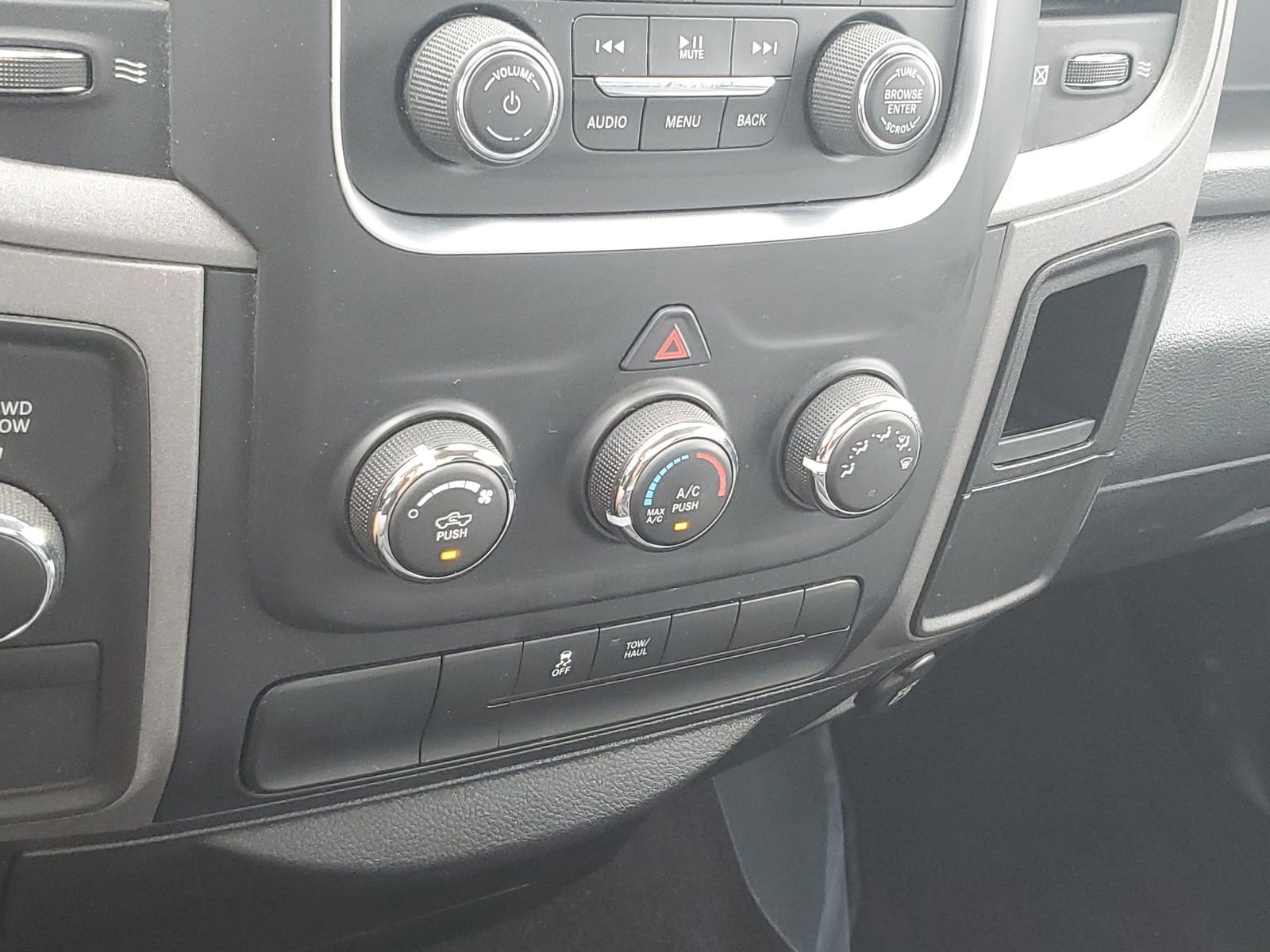 Used 2013 RAM 1500 Tradesman w/ Popular Equipment Group AWD/4WD image 23
