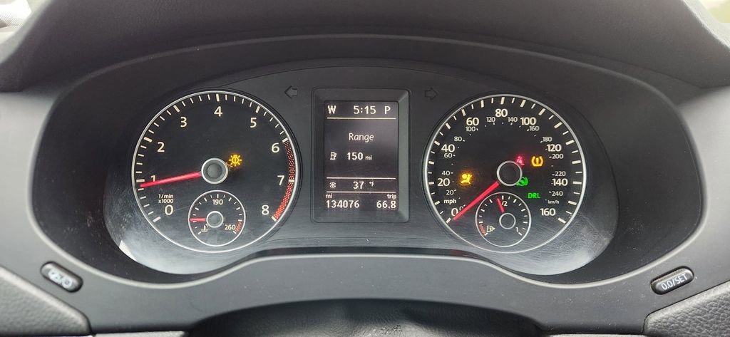 Used 2014 Volkswagen Jetta GLI Edition 30 FWD image 5
