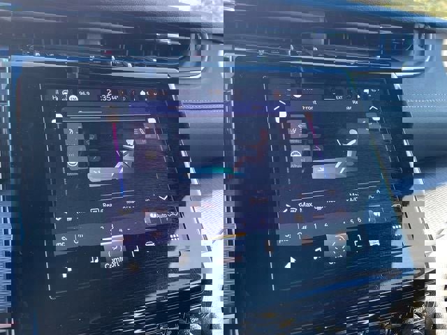 Used 2024 Jeep Grand Cherokee L Altitude image 24