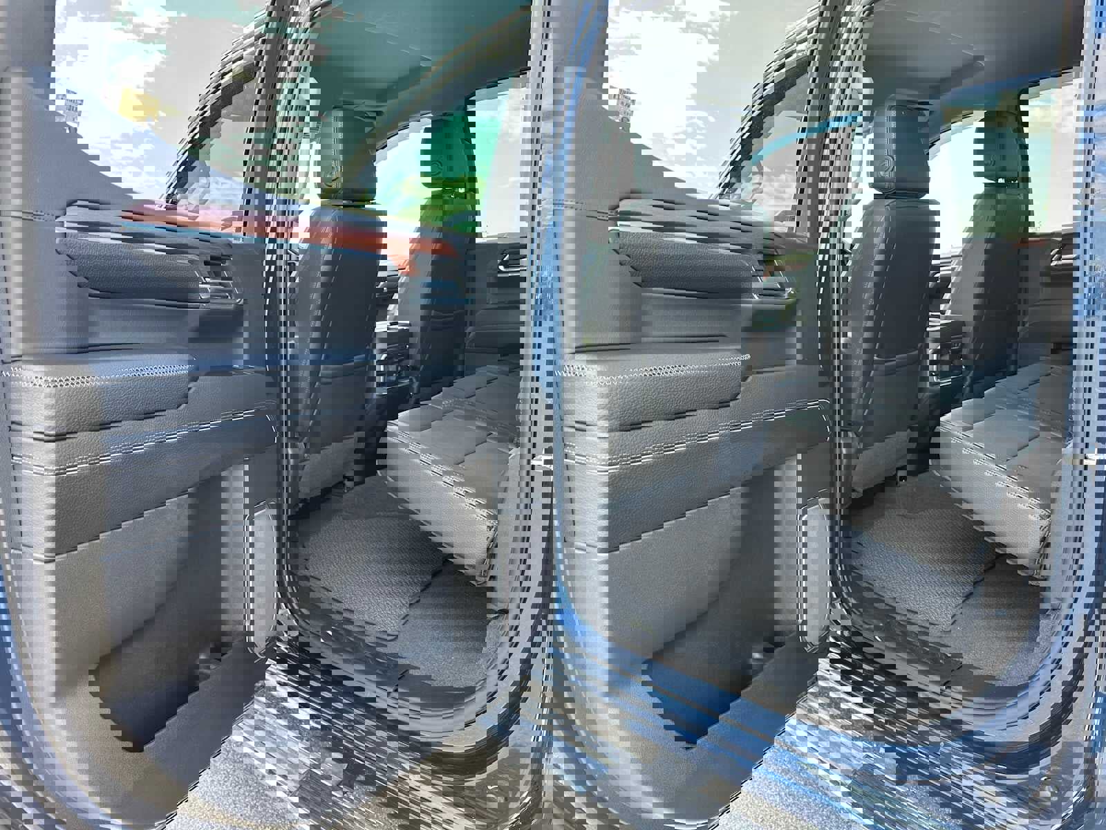 Used 2023 GMC Sierra 1500 Denali w/ Technology Package image 16