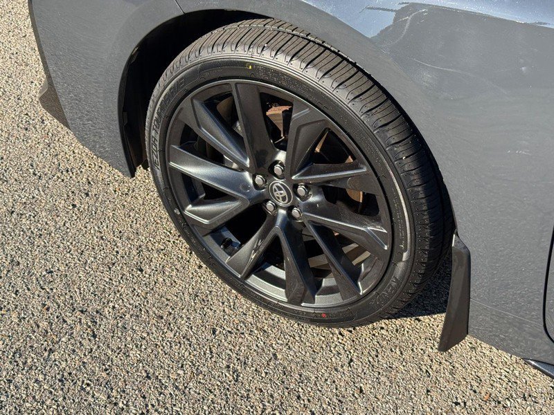 Used 2024 Toyota Corolla SE w/ SE Convenience Package FWD image 9