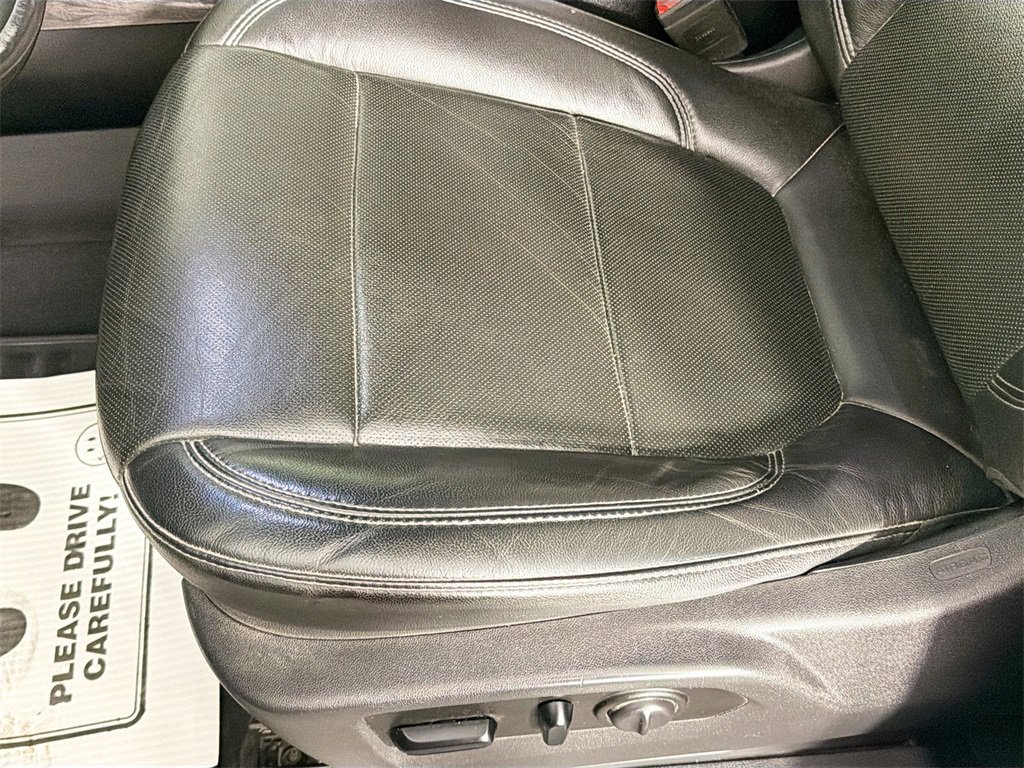 Used 2019 Chevrolet Silverado 1500 LTZ image 17