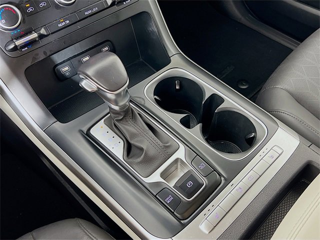 Used 2024 Kia Carnival LX image 21