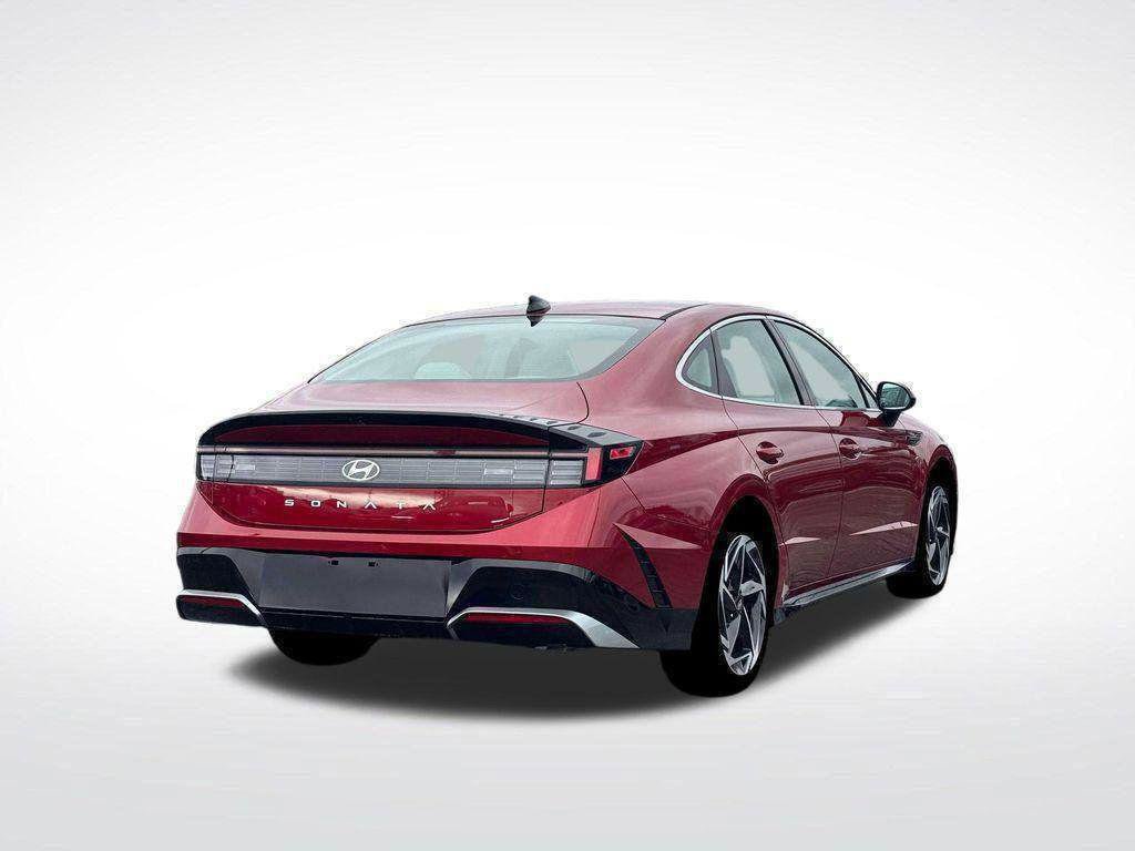 New 2026 Hyundai Sonata SEL FWD image 7