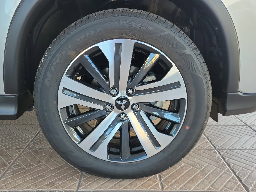 New 2025 Mitsubishi Outlander Sport SE AWD/4WD image 5