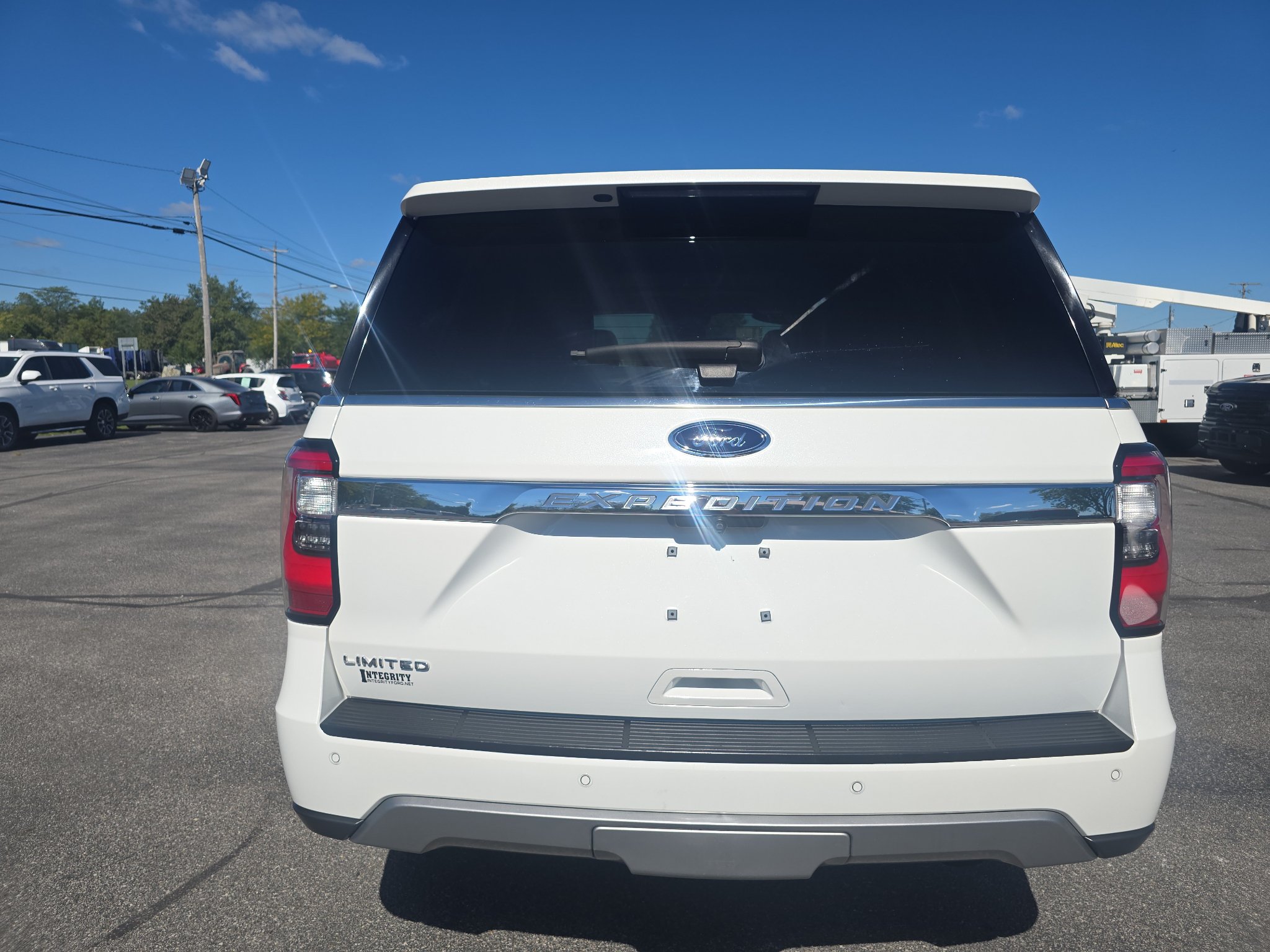 Used 2021 Ford Expedition Limited AWD/4WD image 7