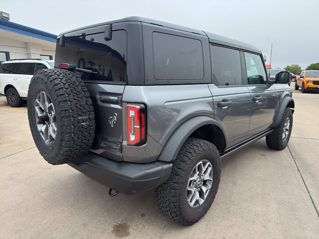 Used 2025 Ford Bronco Badlands AWD/4WD image 6