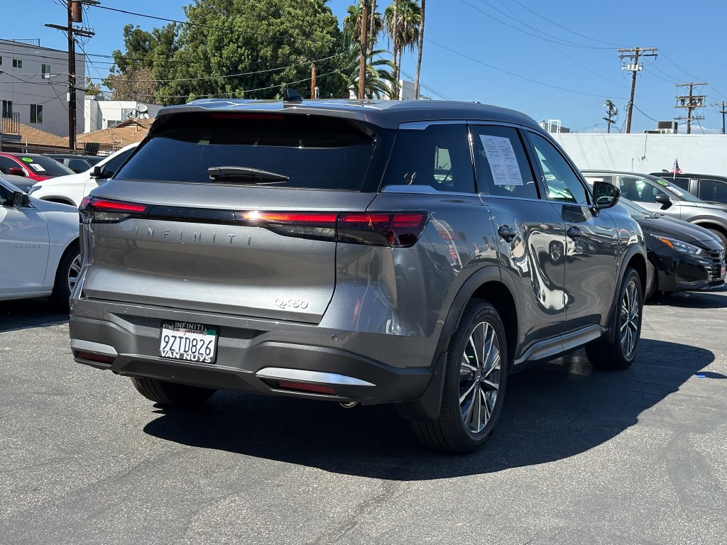 Used 2027 INFINITI QX60 Luxe w/ Cargo Package FWD image 7