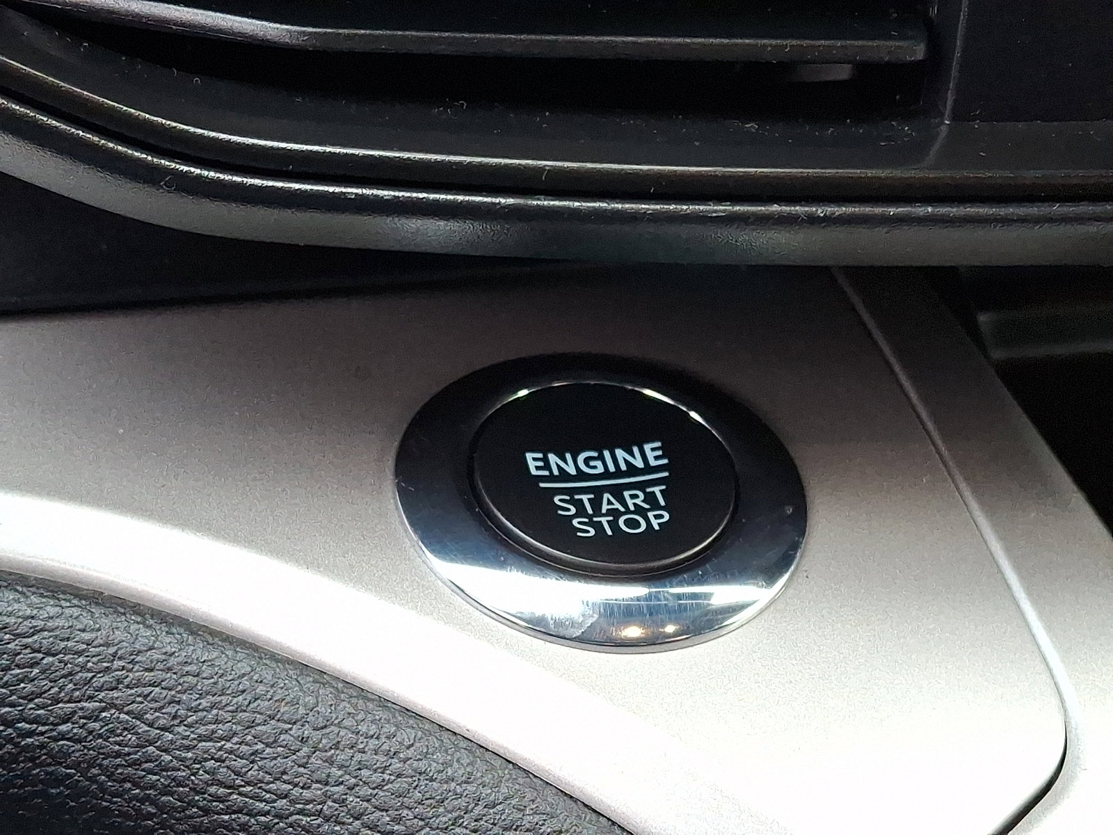 Certified 2023 Ford Explorer XLT image 25