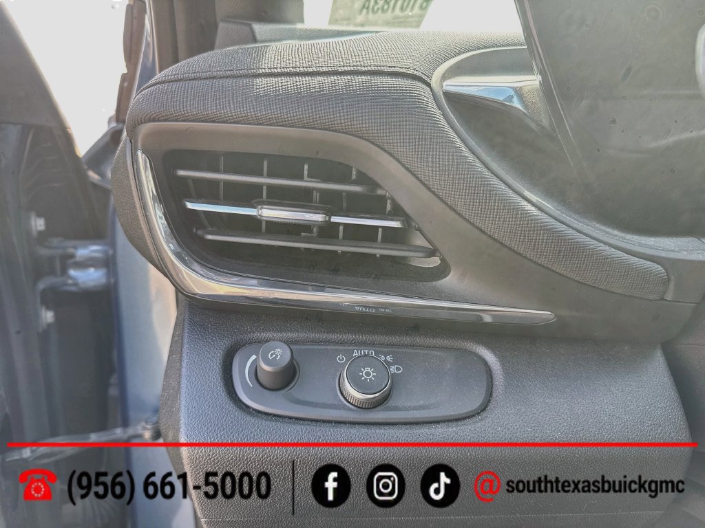 Used 2025 Buick Envista Preferred w/ Convenience II Package FWD image 20