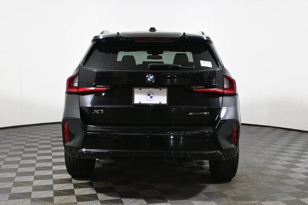 New 2027 BMW X1 xDrive28i AWD/4WD image 6