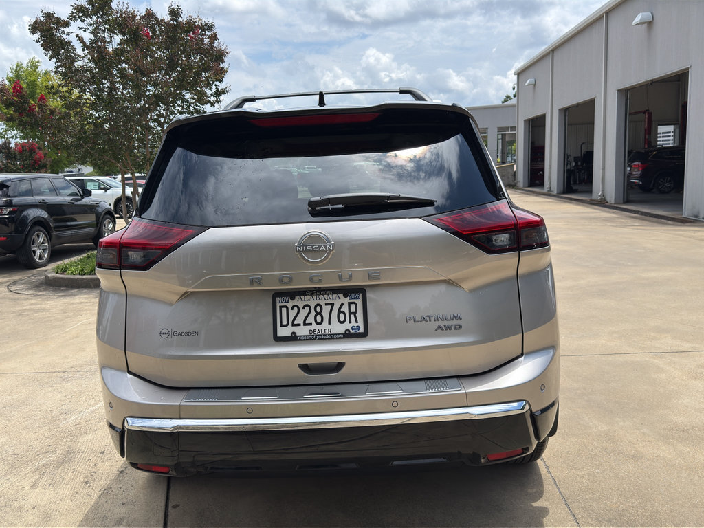 Used 2025 Nissan Rogue Platinum AWD/4WD image 4