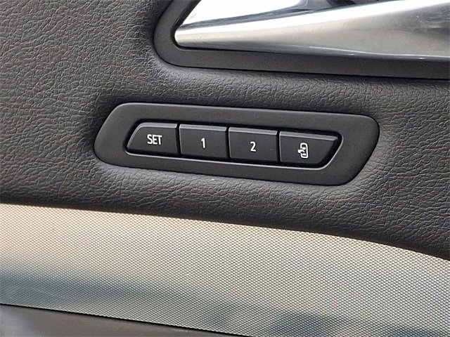 Used 2019 Cadillac XT4 Premium Luxury w/ Cold Weather Package image 28