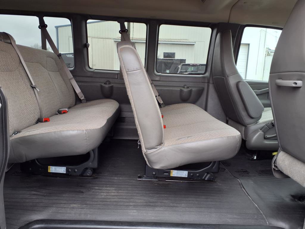 Used 2023 Chevrolet Express 3500 LS image 9