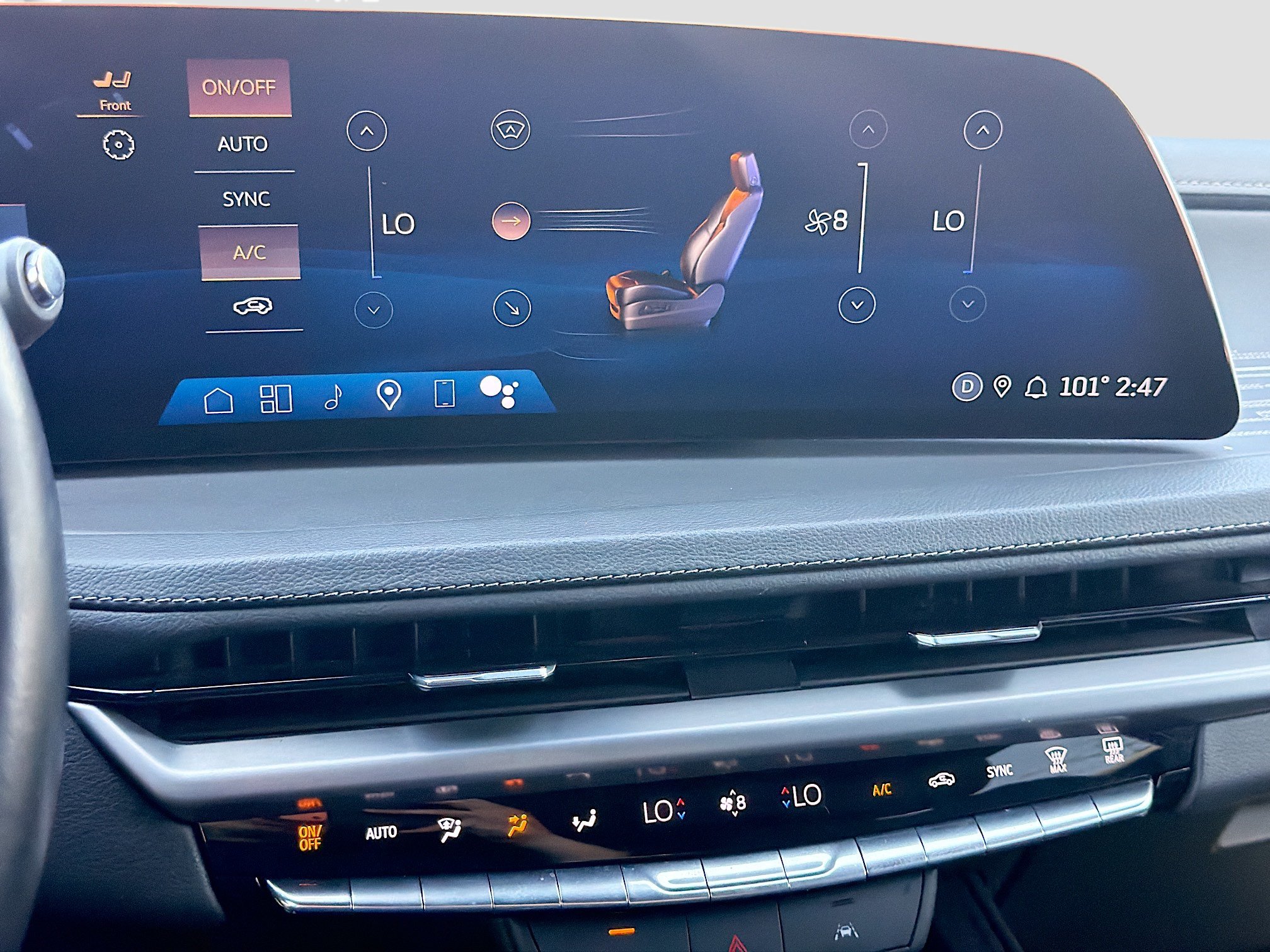 Certified 2025 Cadillac XT4 Premium Luxury FWD image 16