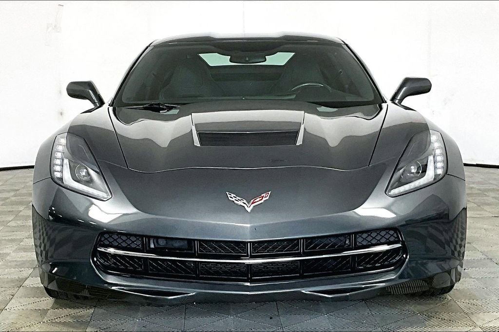 Used 2017 Chevrolet Corvette Stingray Coupe w/ 1LT image 3