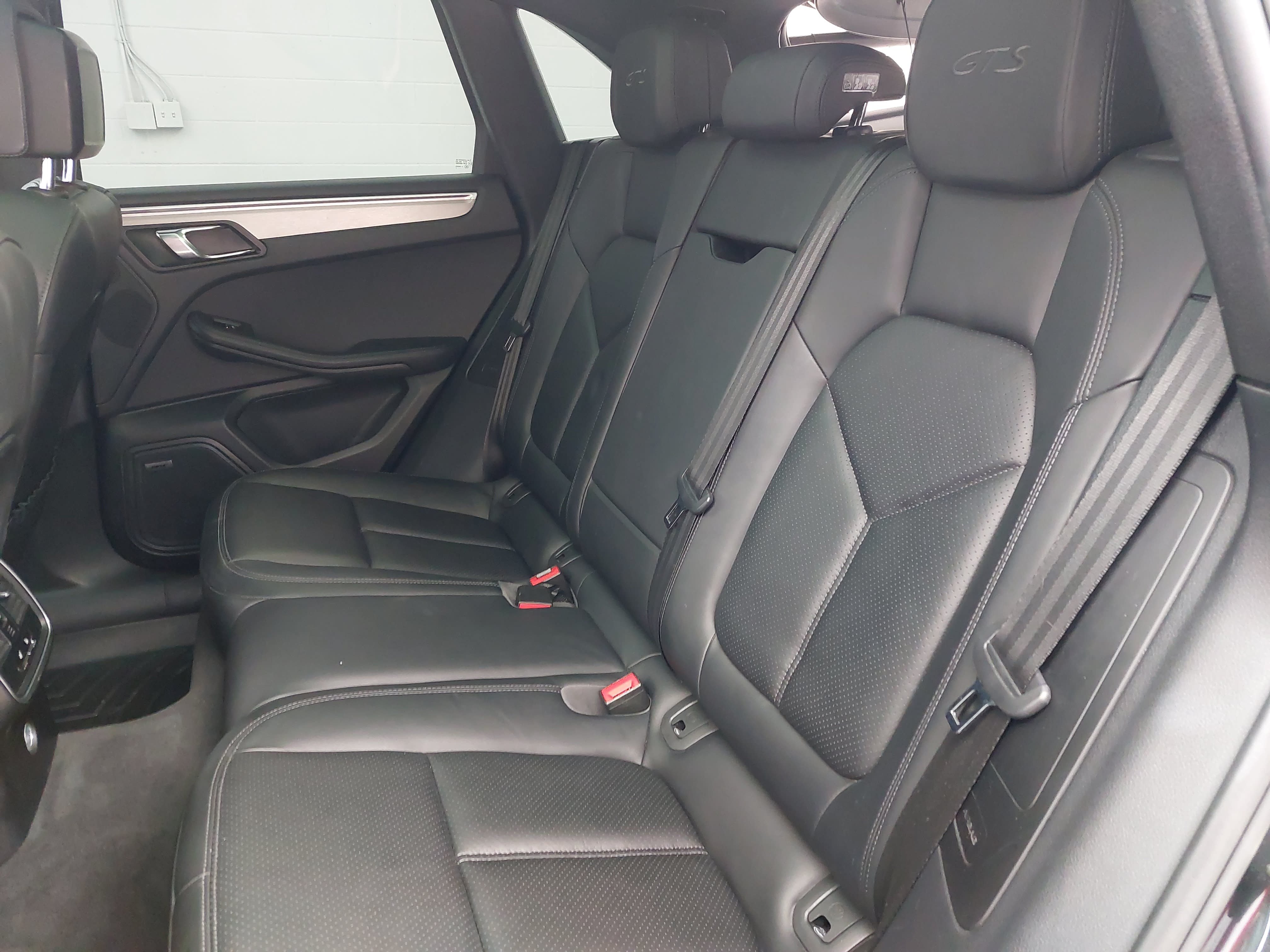 Certified 2017 Porsche Macan GTS AWD/4WD image 16
