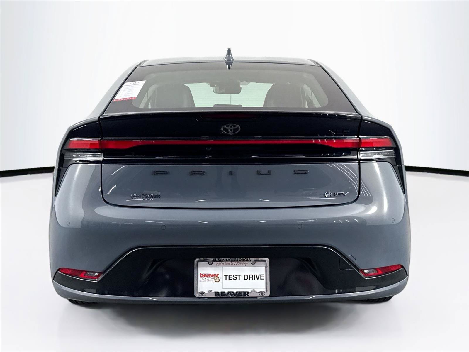 Certified 2025 Toyota Prius XLE FWD image 12