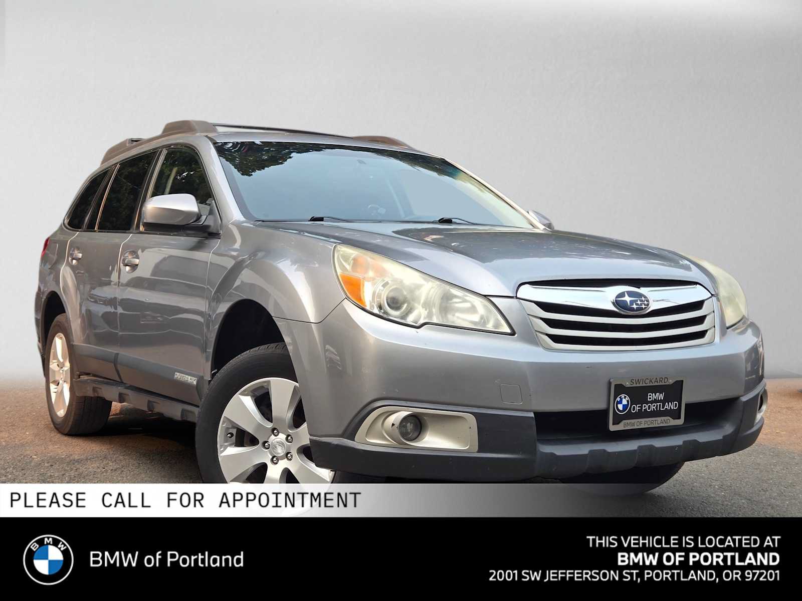 Used 2011 Subaru Outback 2.5i Premium AWD/4WD image 1