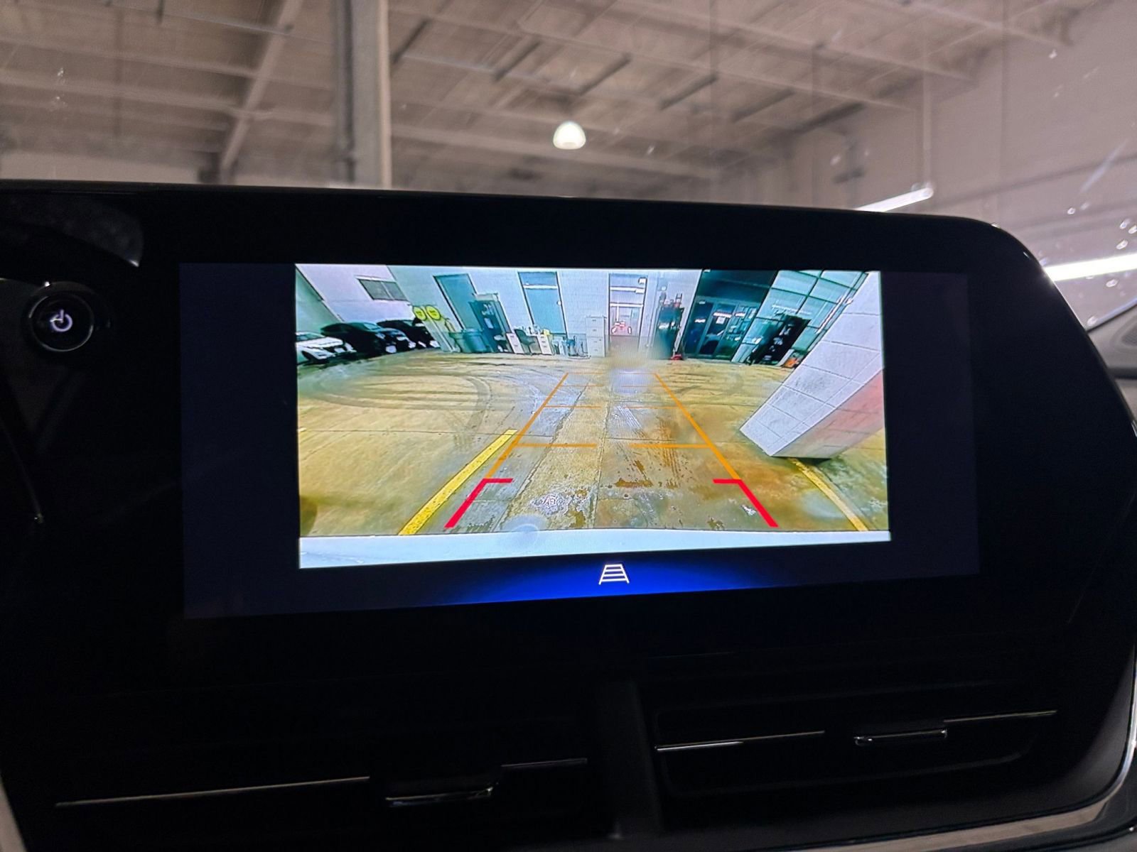 Used 2025 Nissan Versa SV FWD image 22