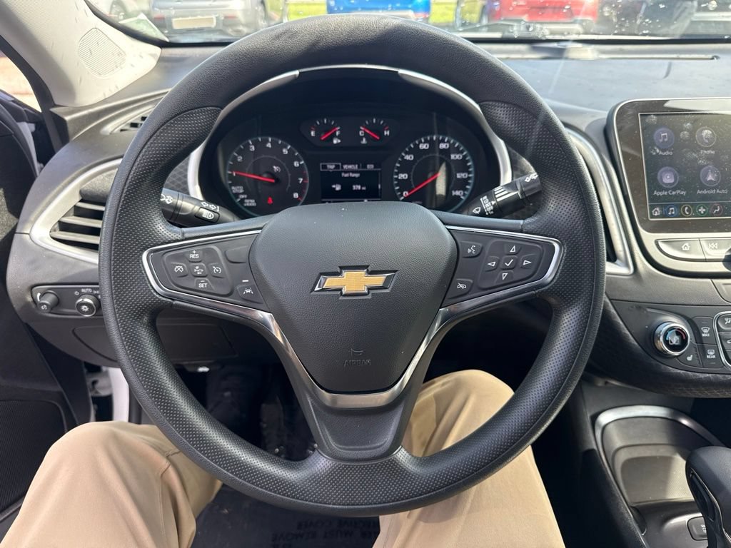 Used 2025 Chevrolet Malibu LT FWD image 8