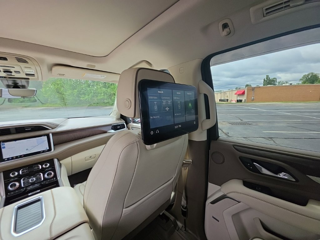 Certified 2021 GMC Yukon Denali w/ Denali Ultimate Package AWD/4WD image 24