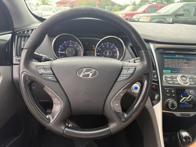 Used 2011 Hyundai Sonata Limited w/ Navigation Pkg 5 FWD image 10