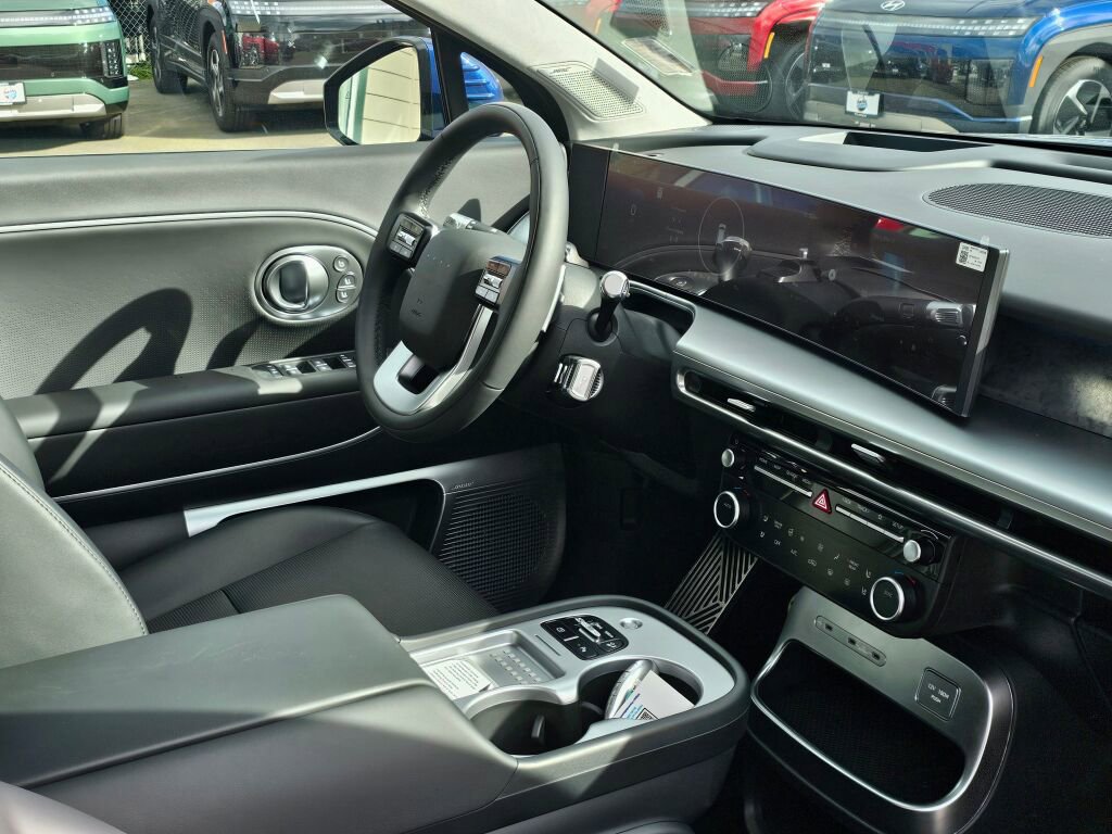 New 2026 Hyundai Ioniq 9 Calligraphy image 10