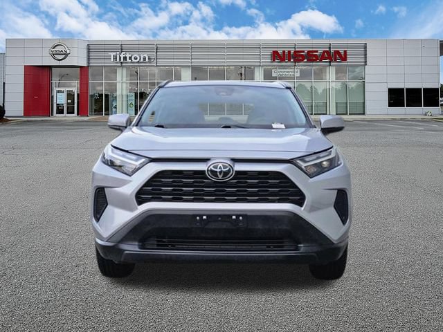 Used 2025 Toyota RAV4 XLE FWD image 2