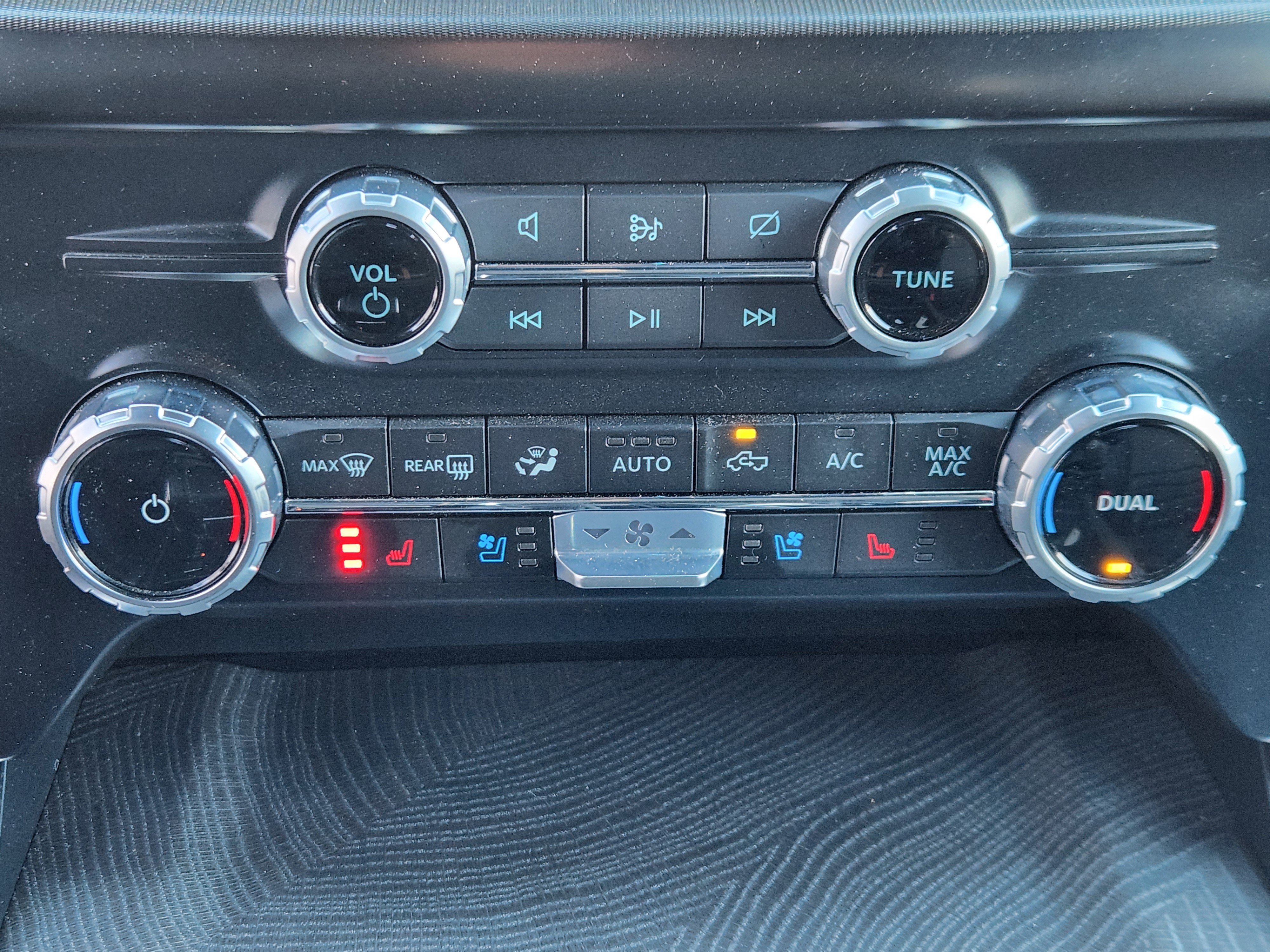 Used 2023 Ford F150 Platinum w/ Equipment Group 701A High image 22