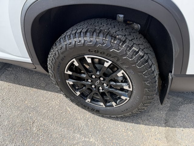 Used 2024 Chevrolet Traverse Z71 w/ LPO, Floor Liner Package AWD/4WD image 21