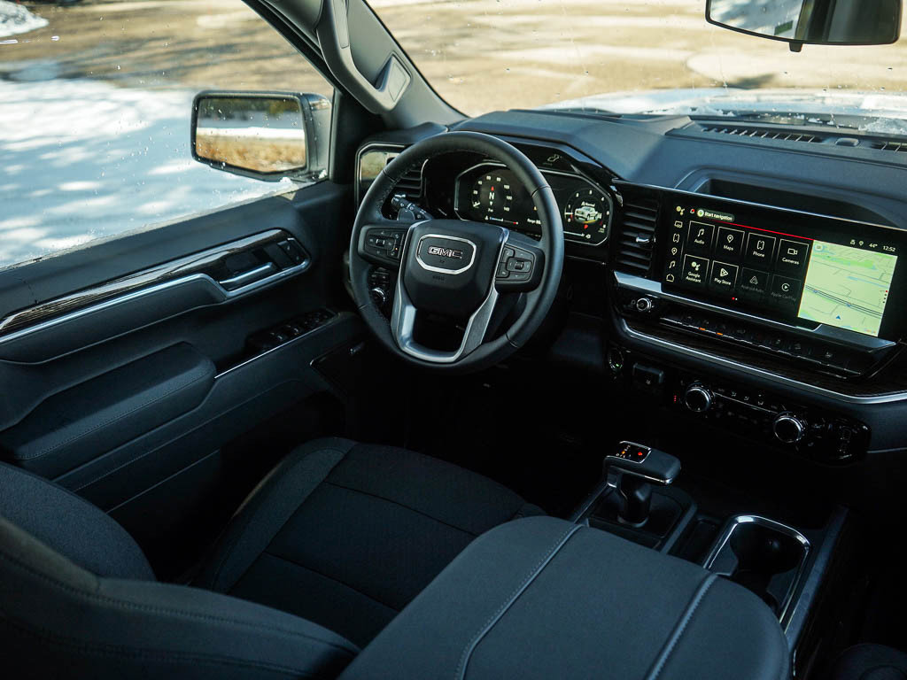 New 2026 GMC Sierra 1500 Elevation image 13