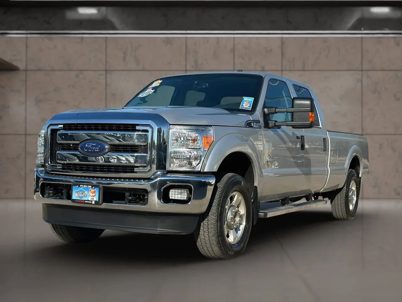 Used 2016 Ford F250 XLT w/ XLT Interior Package image 2