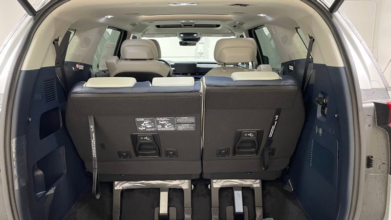 New 2026 Kia Carnival SX Prestige image 8