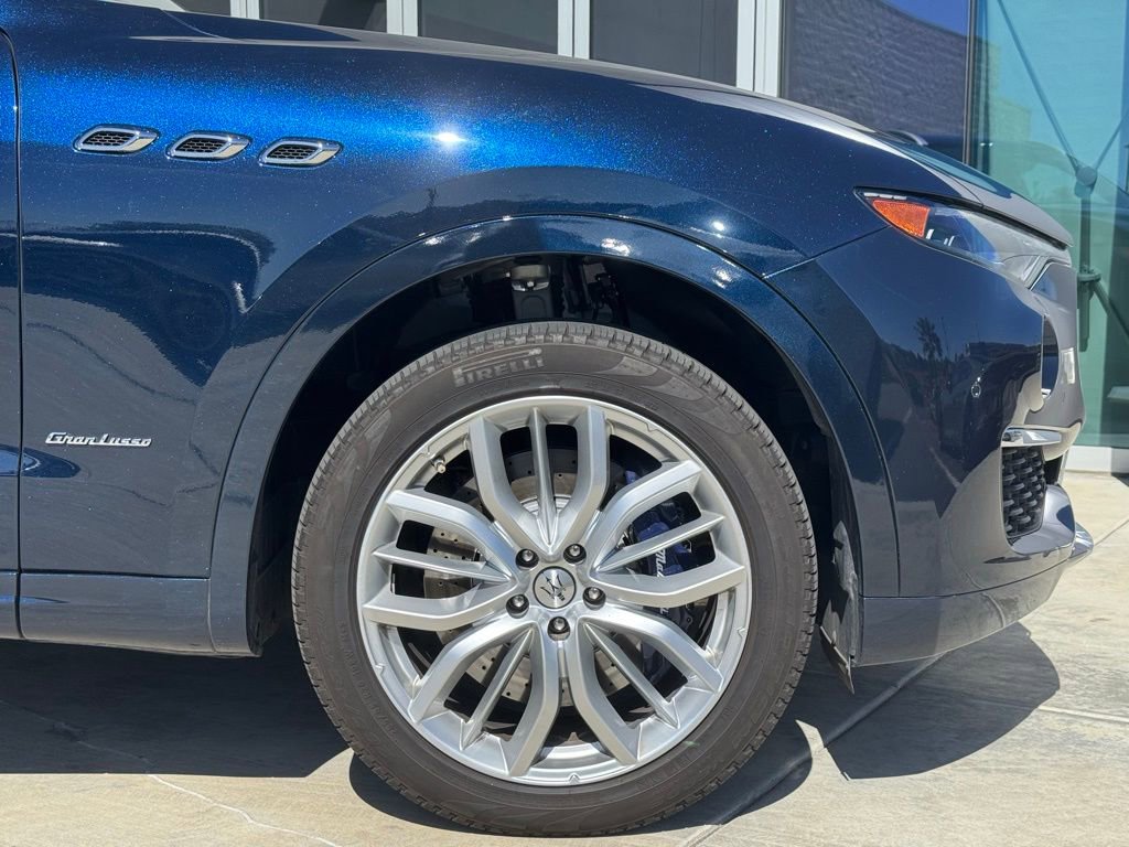 Used 2020 Maserati Levante S GranLusso image 10
