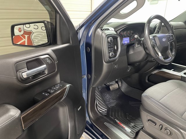 Used 2021 Chevrolet Silverado 1500 LT Trail Boss w/ Convenience Package II image 10