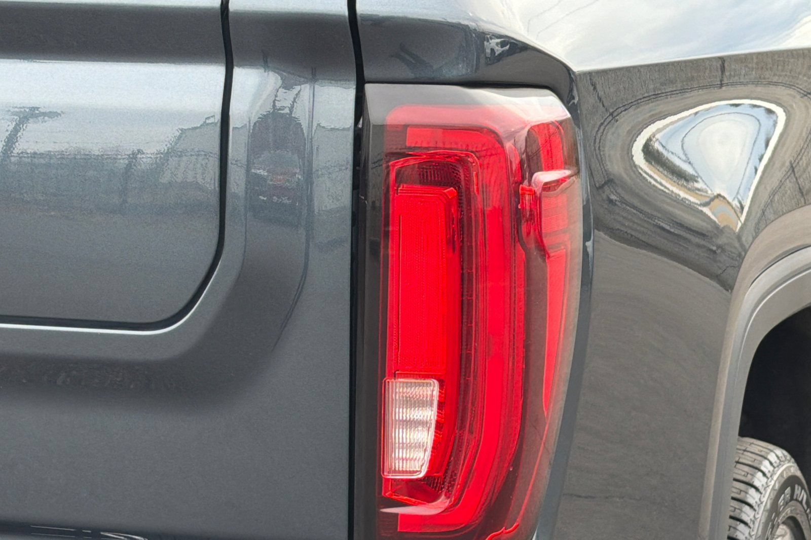 Used 2020 GMC Sierra 1500 Denali w/ Denali Ultimate Package AWD/4WD image 45