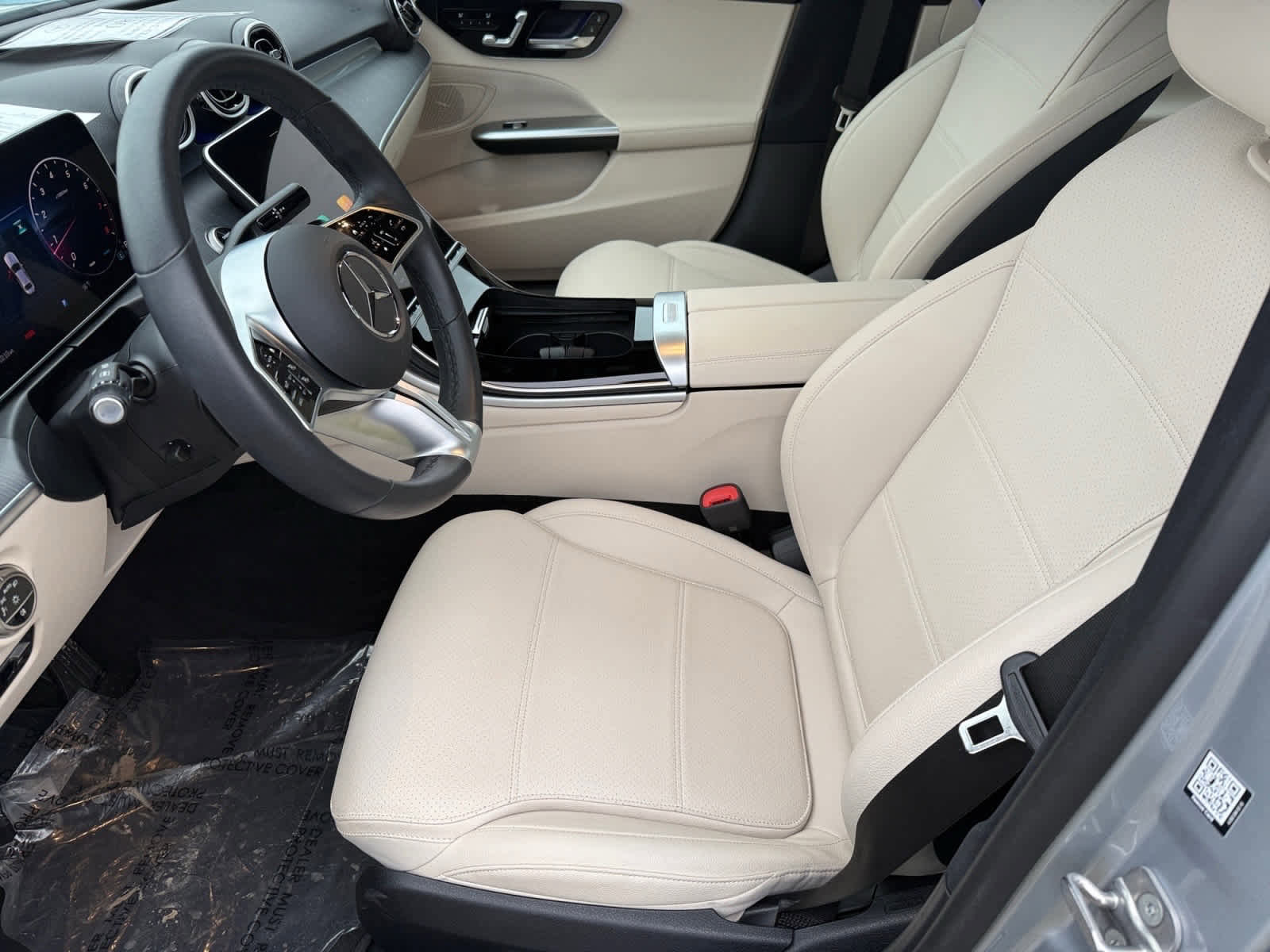 Certified 2025 Mercedes-Benz C 300 4MATIC Sedan image 10