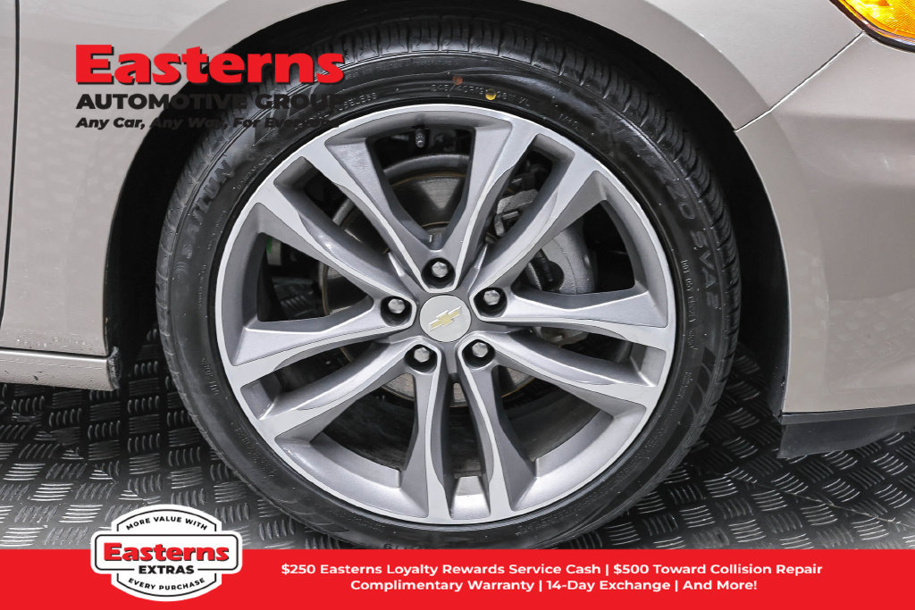 Used 2024 Chevrolet Malibu LT FWD image 34