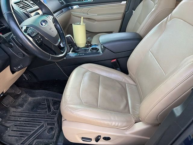 Used 2016 Ford Explorer Limited w/ Equipment Group 301A image 4