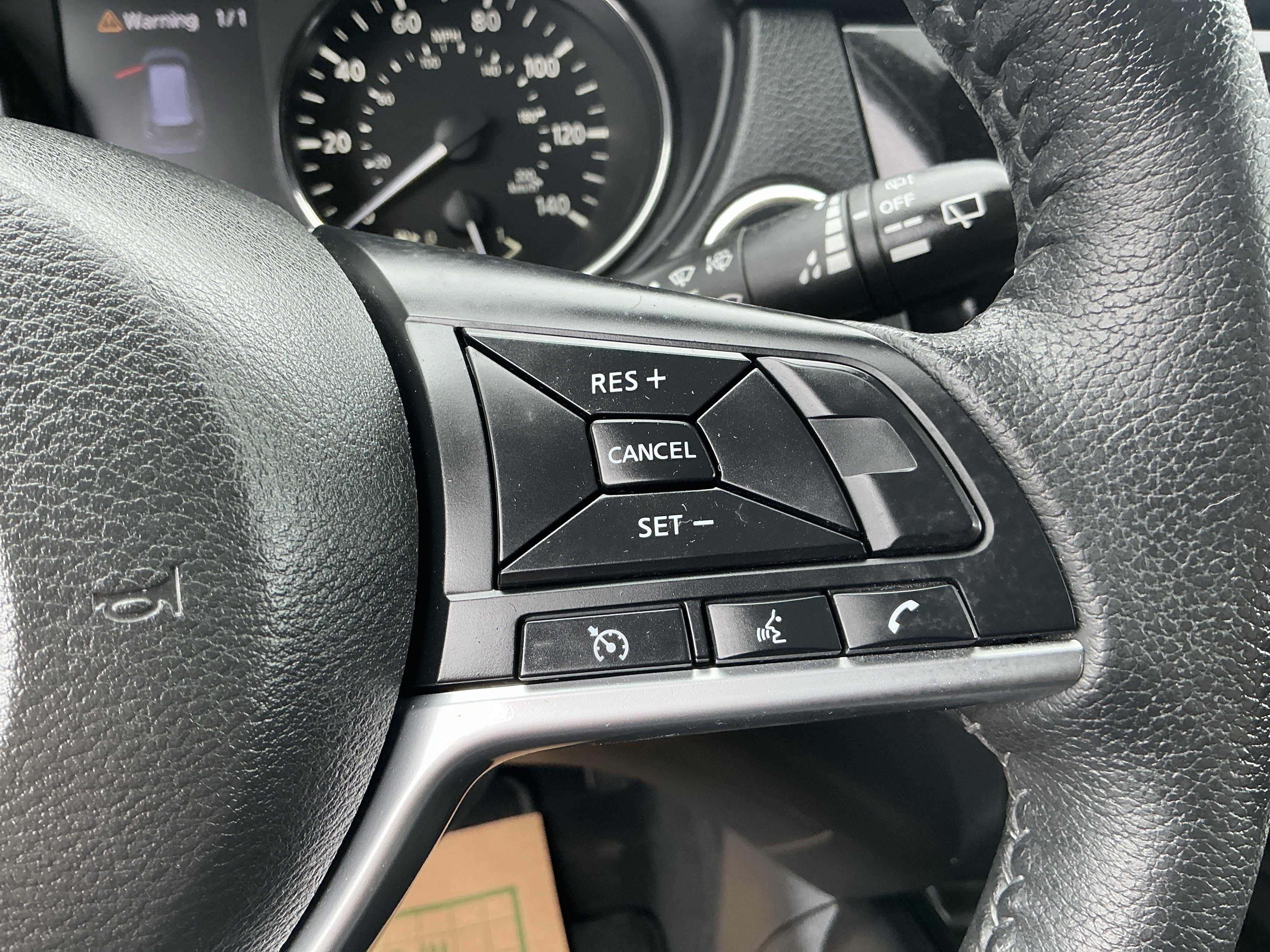 Used 2020 Nissan Rogue SV AWD/4WD image 18