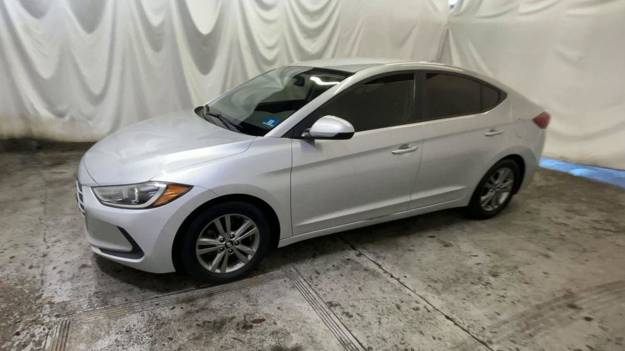 Used 2018 Hyundai Elantra SEL FWD image 4