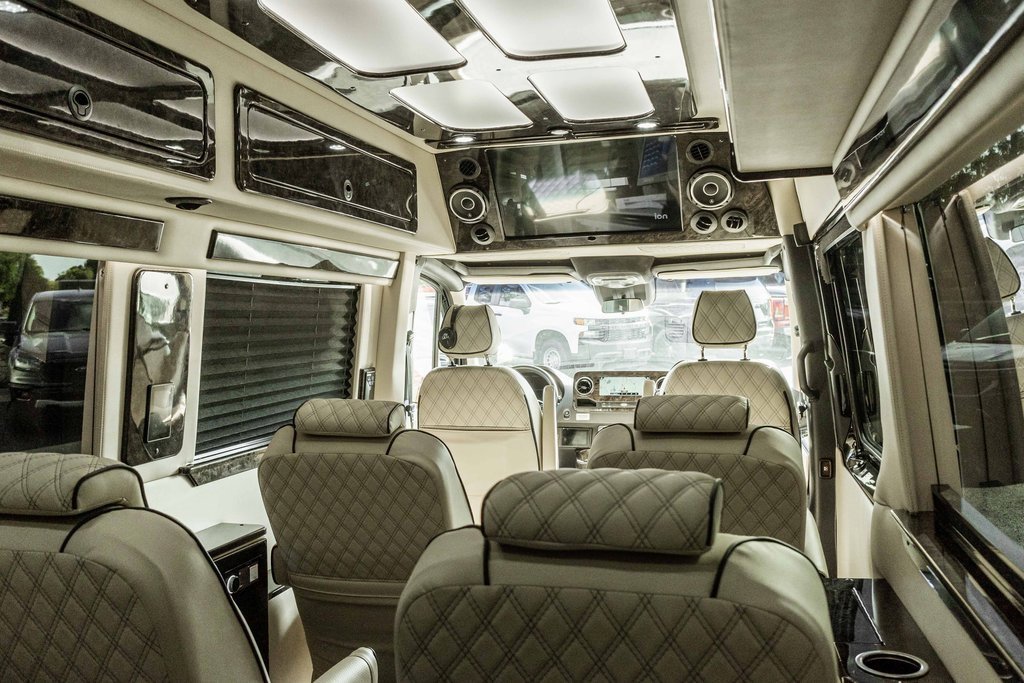 Used 2022 Mercedes-Benz Sprinter 3500 image 40