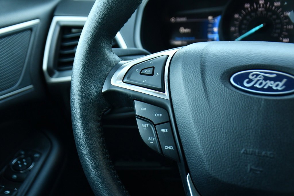 Used 2024 Ford Edge SEL w/ Convenience Package image 32